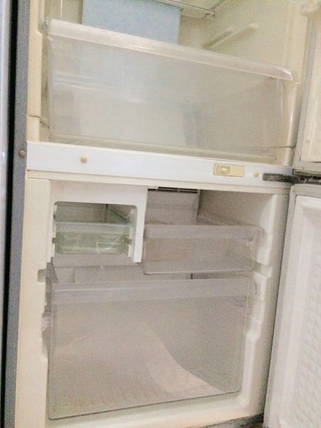 Tủ lạnh panasonic Thái xịn 342 lít, ngăn đá bên dưới.