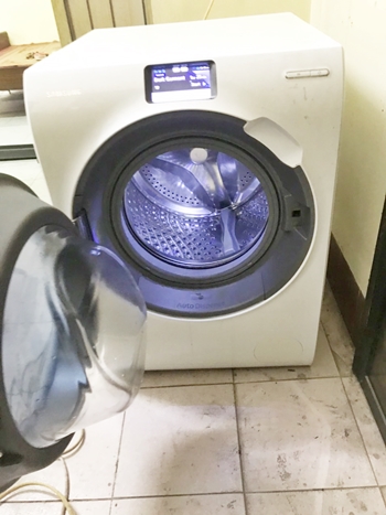 Máy giặt cửa trước 10kg Samsung đời mới